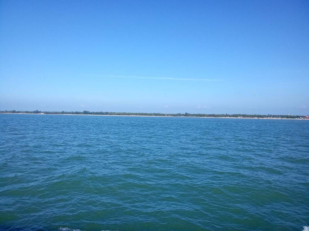 அஞ்சுஞ் சுடர்